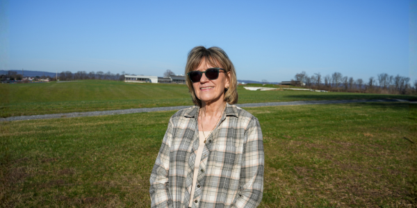 A women standing in a field